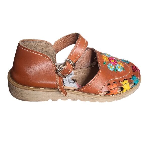 Lupita Ochoa's Kids Sandals Leather Colorful Embroidered - Picture 4 of 15